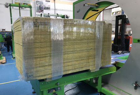 Фото товара: Автоматический горизонтальный обмотчик Plasticband ATIS 200