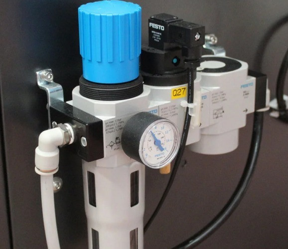 Фото товара: Формовщик коробов ISG Robo Former