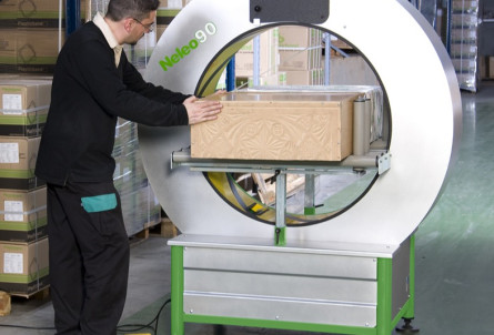 Фото товара: Полуавтоматический горизонтальный обмотчик Plasticband NELEO 90