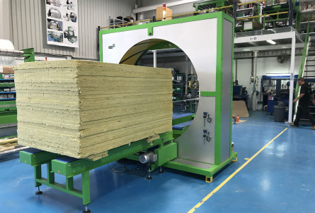 Фото товара: Автоматический горизонтальный обмотчик Plasticband ATIS 200